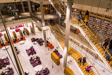 Athens library - © katatonia82/Shutterstock