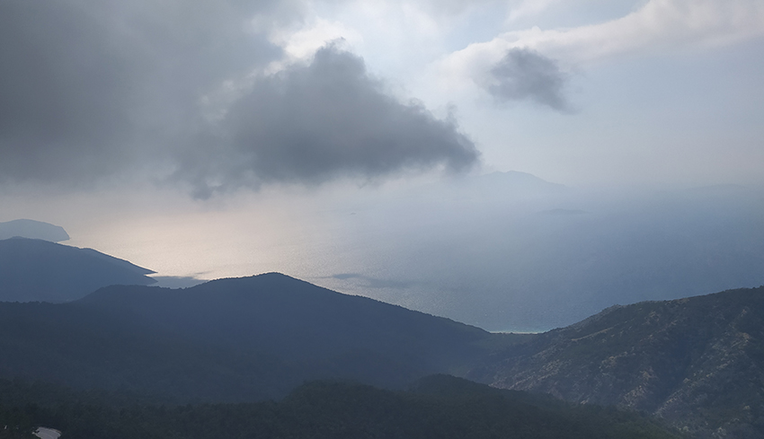 La vista del mare dalla cima del monte Ataviros, Rodi, Grecia (foto F. Fiori)