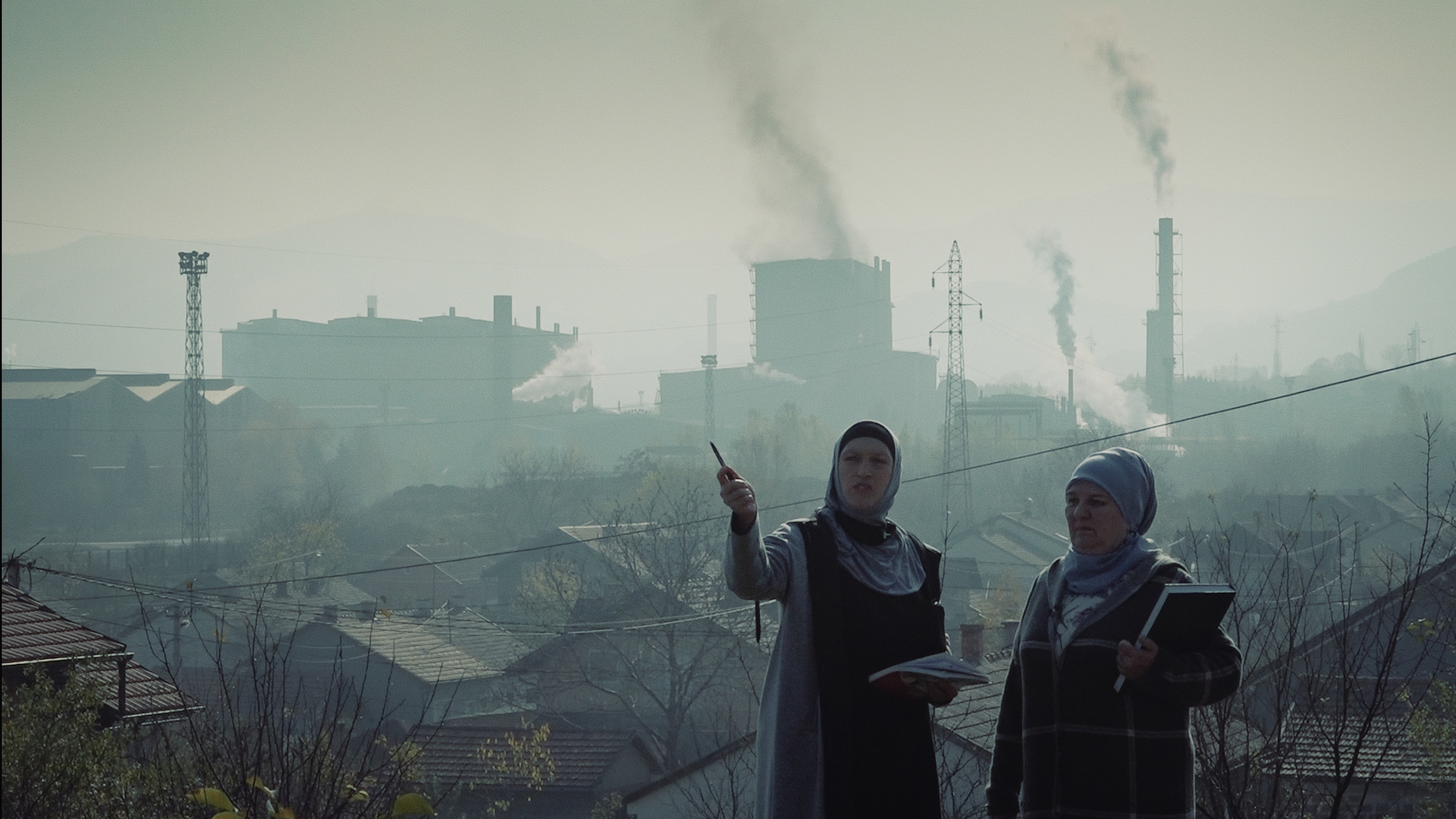 Alma and Edita in front of factory  - Photo Nanna Frank Møller