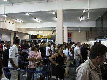 Tirana, aeroporto Tirana, aeroporto